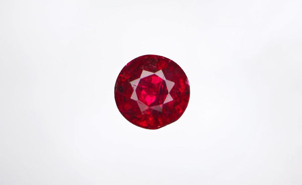 0.67ct Natural Vivid Red Ruby - Far East Gems & Jewellery