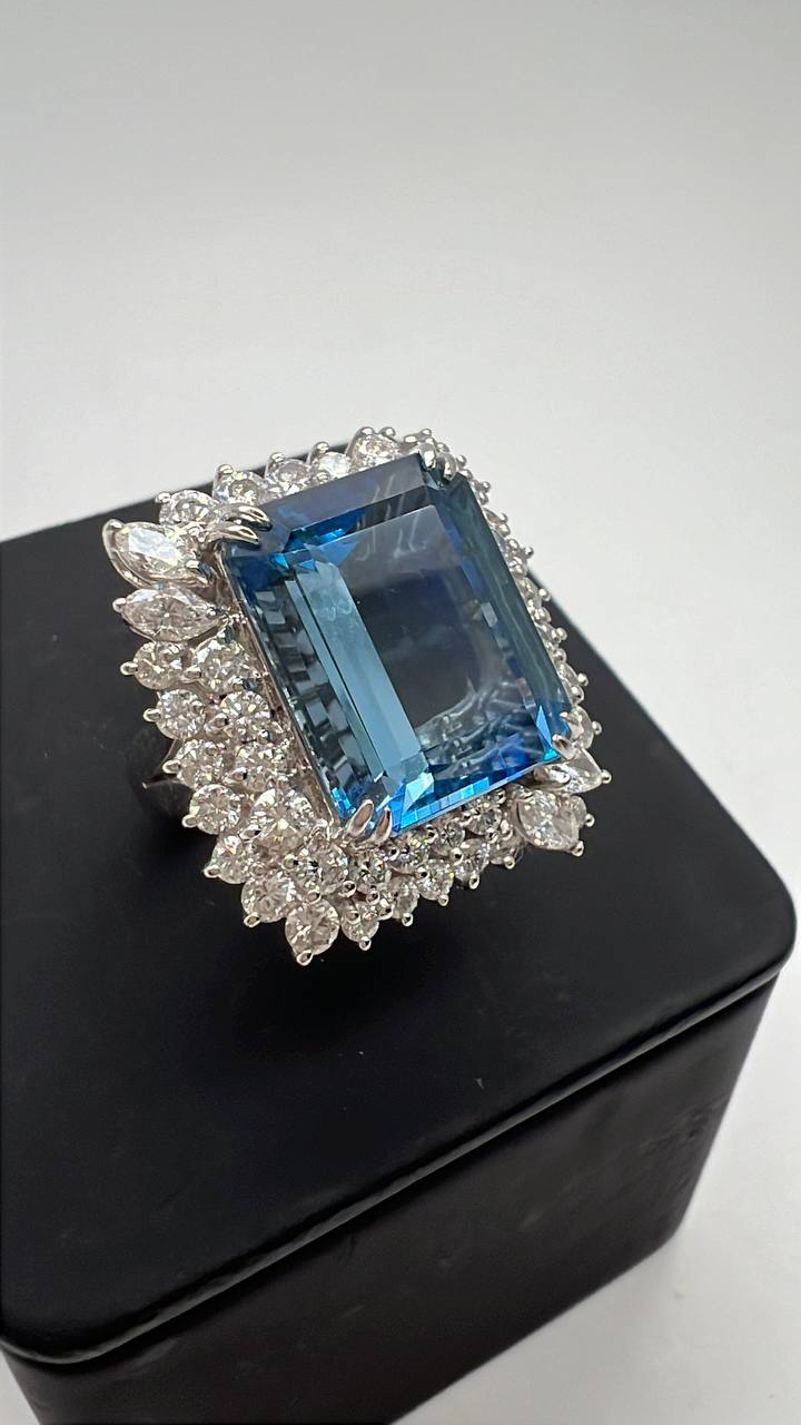 Aquamarine Ring - Far East Gems & Jewellery