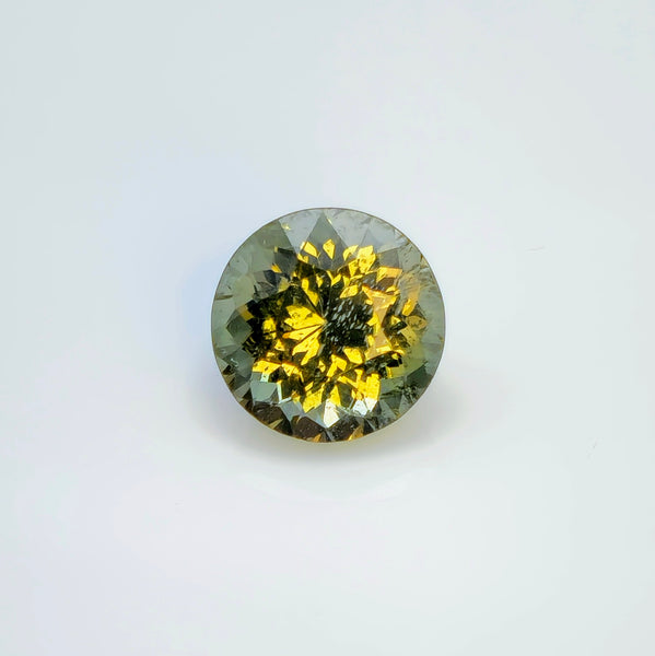 3.07ct Konerupine in yellow light